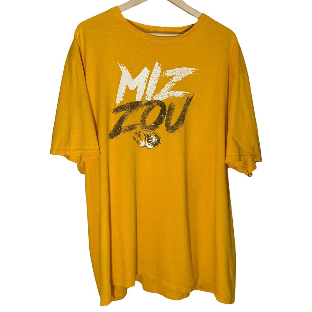 Mizzou Tigers “MIZ ZOU” graphic‎ tee 3XL – gold cotton